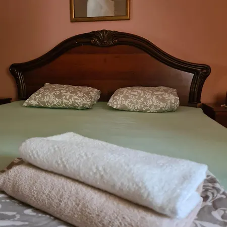 Luxury * 姆拉代诺瓦茨