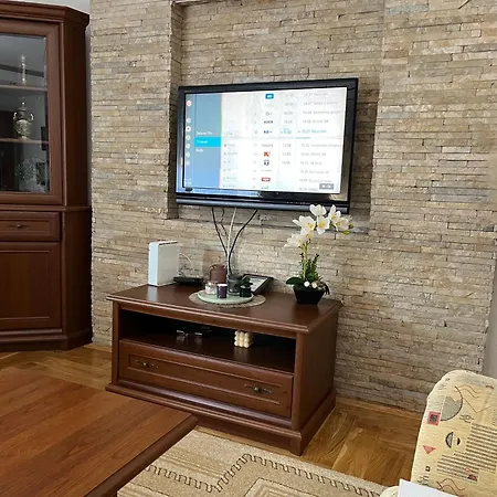 Luxury * Mladenovac (Belgrade)