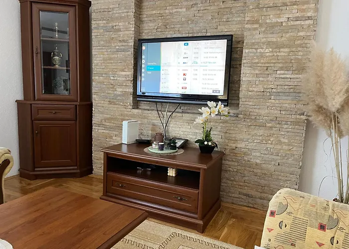 Luxury * Mladenovac (Belgrade)